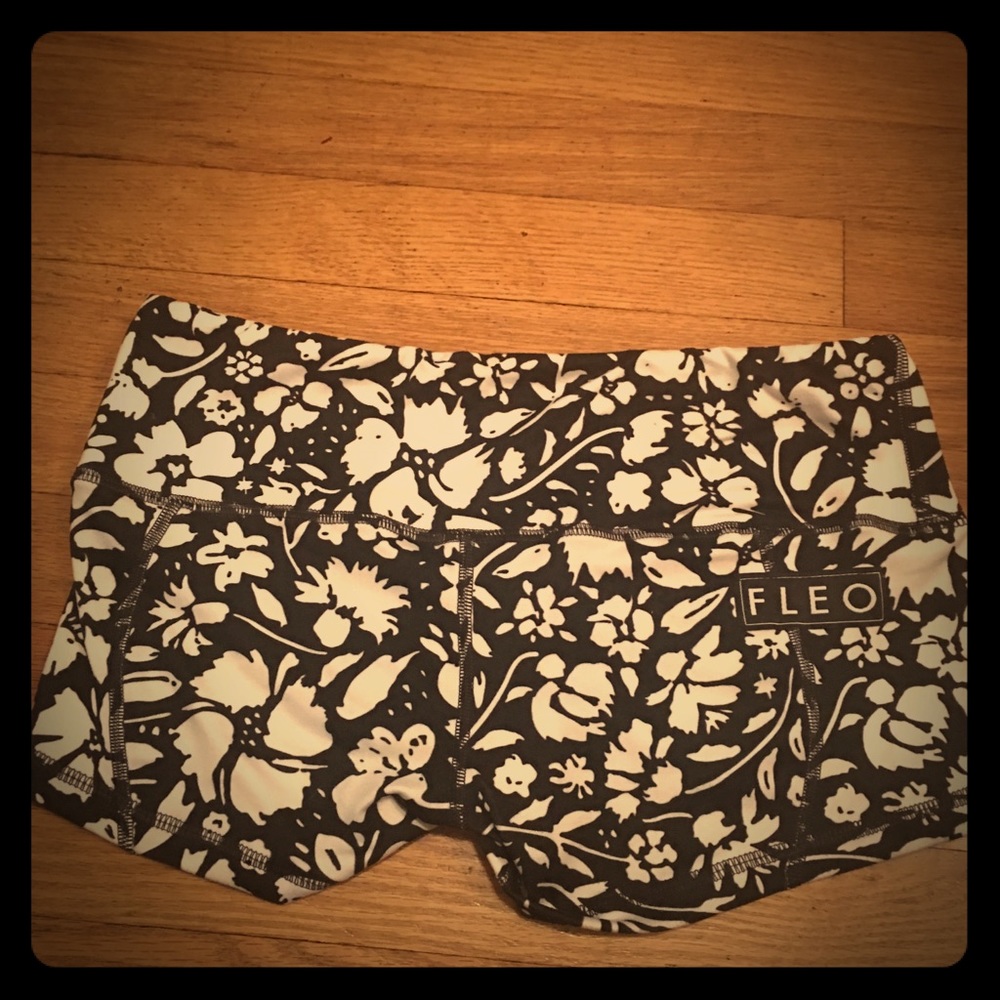 Fleo shorts